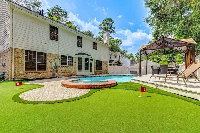 14 Dovetail Place, The Woodlands, TX 77381