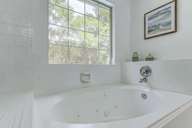 14 Dovetail Place, The Woodlands, TX 77381