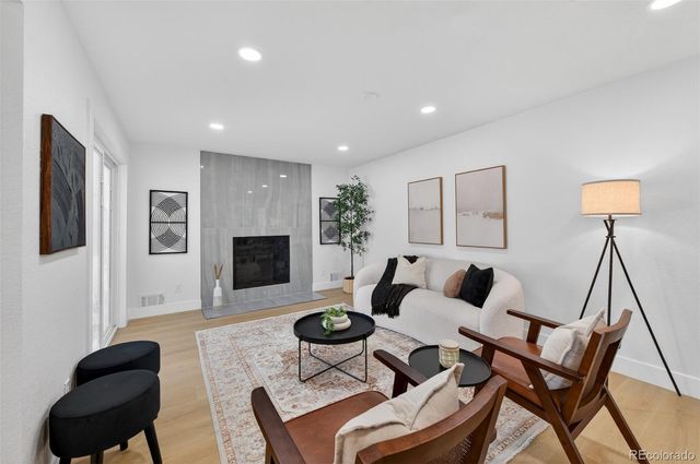 234 Nome Street, Aurora, CO 80010