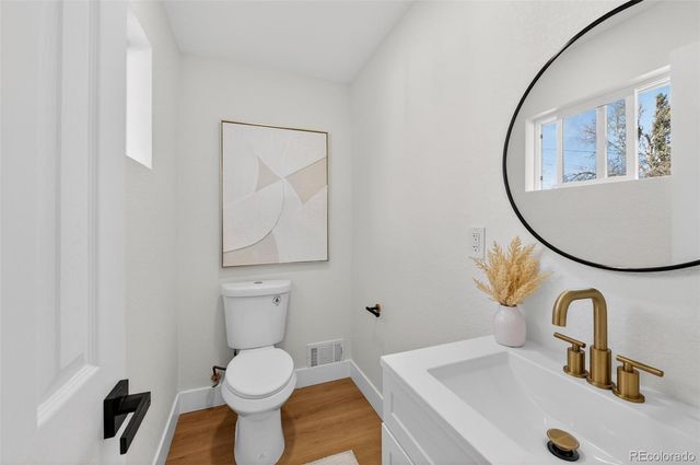 234 Nome Street, Aurora, CO 80010