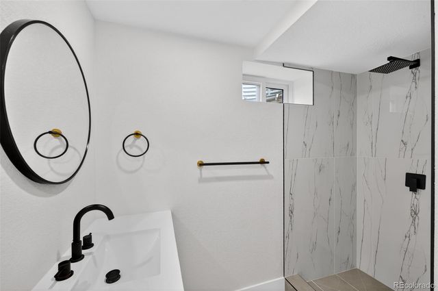 234 Nome Street, Aurora, CO 80010