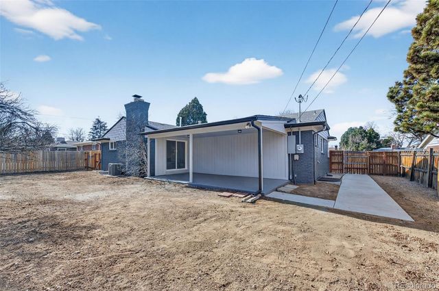 234 Nome Street, Aurora, CO 80010