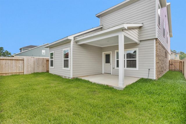 9749 Enclave Ridge Road, Willis, TX 77318