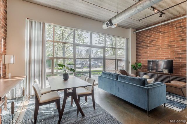 333 E Parent Avenue 9, Royal Oak, MI 48067