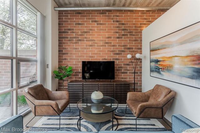 333 E Parent Avenue 9, Royal Oak, MI 48067