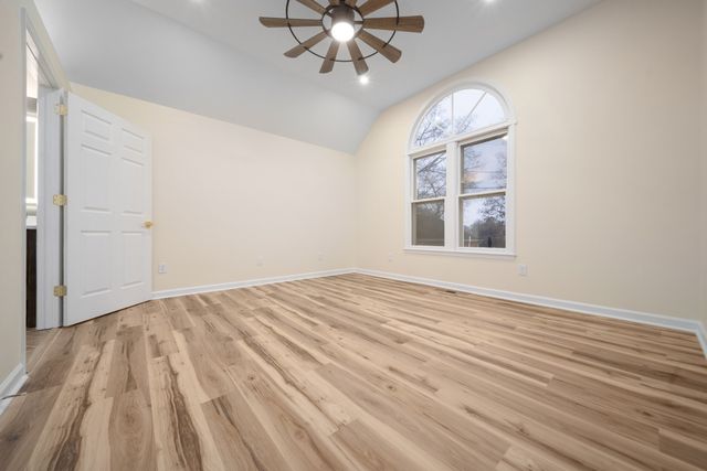 800 Carlisle Ct, N, Nashville, TN 37214