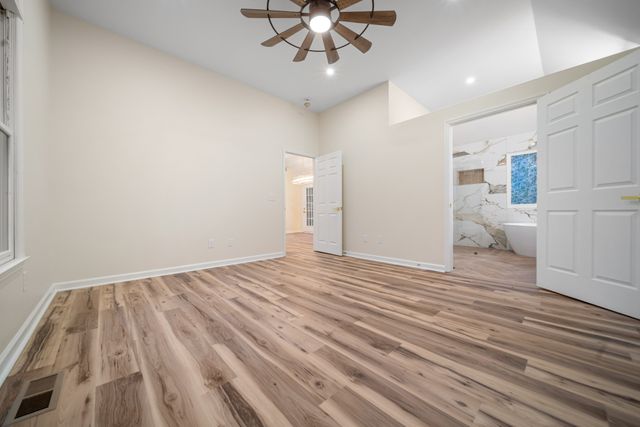 800 Carlisle Ct, N, Nashville, TN 37214