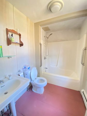 75 Lyon Road, Royalton, VT 05068
