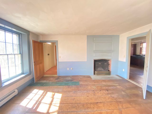 75 Lyon Road, Royalton, VT 05068