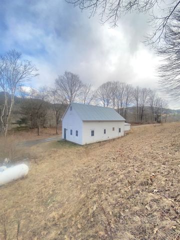 75 Lyon Road, Royalton, VT 05068