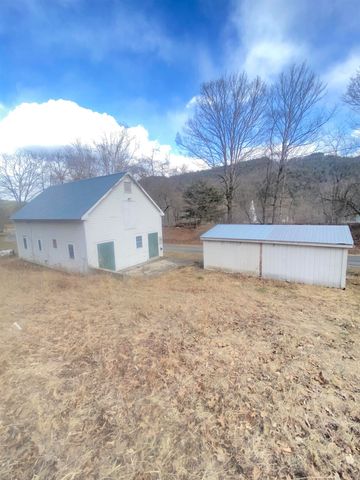 75 Lyon Road, Royalton, VT 05068