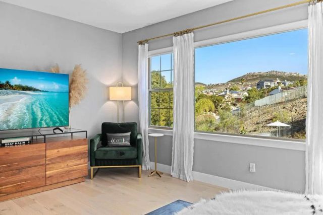 887 Genoa Way, San Marcos, CA 92078