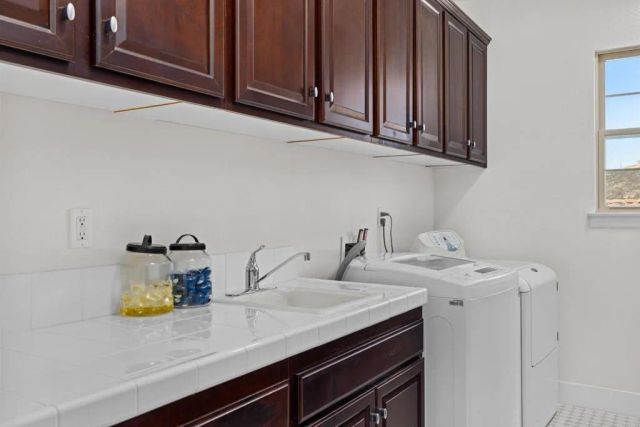 887 Genoa Way, San Marcos, CA 92078