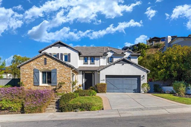 887 Genoa Way, San Marcos, CA 92078