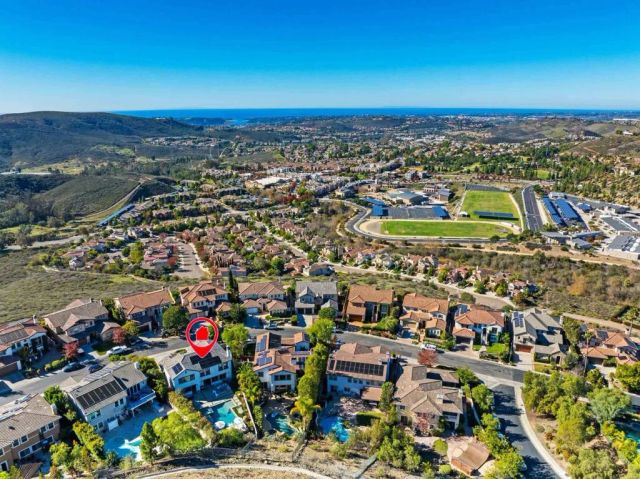 887 Genoa Way, San Marcos, CA 92078