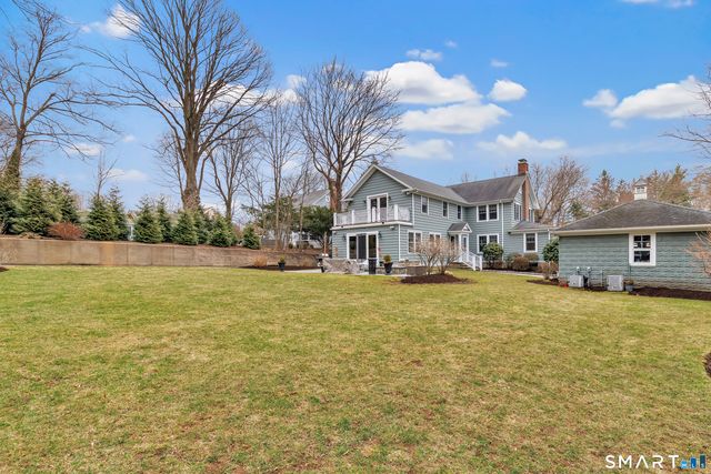 31 Hilltop Drive, Trumbull, CT 06611