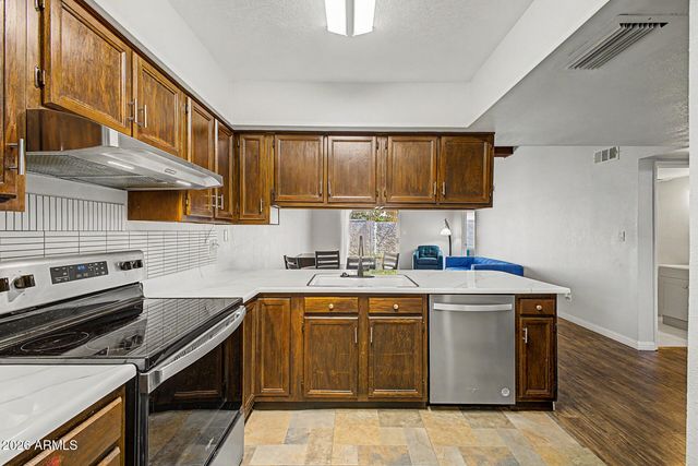 910 N CENTER Street 16, Mesa, AZ 85201