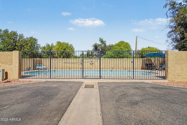 910 N CENTER Street 16, Mesa, AZ 85201