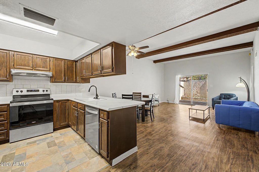 910 N CENTER Street 16, Mesa, AZ 85201 — photo 3