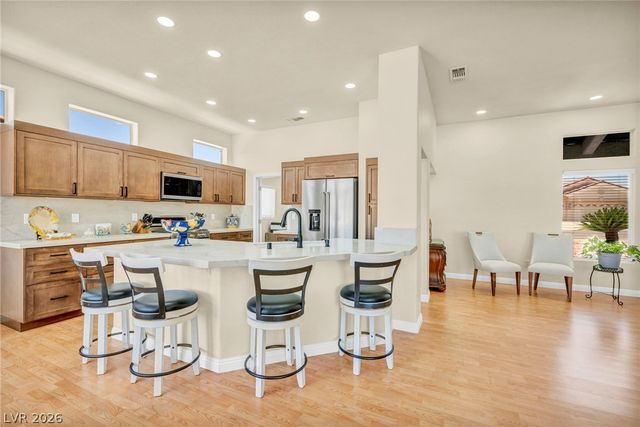 10020 Villa Ridge Drive, Las Vegas, NV 89134