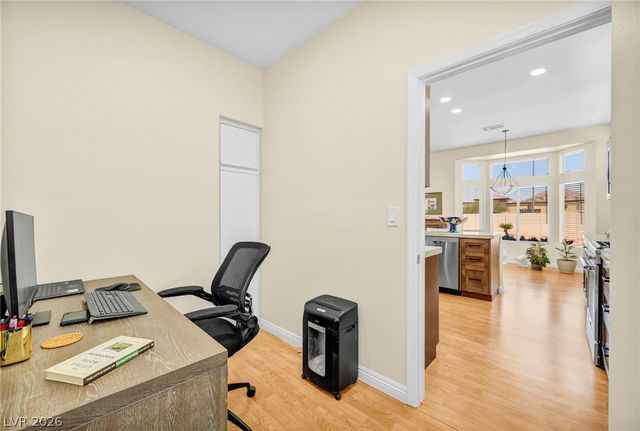 10020 Villa Ridge Drive, Las Vegas, NV 89134