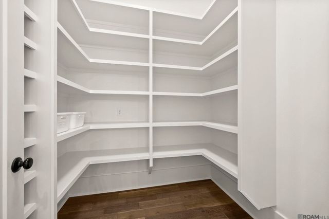 2130 Tiger Crossing Dr, Baton Rouge, LA 70810