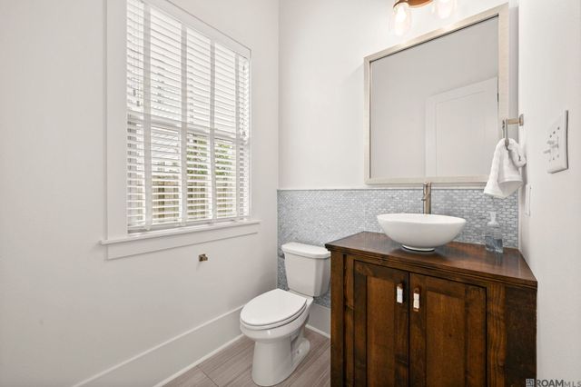 2130 Tiger Crossing Dr, Baton Rouge, LA 70810