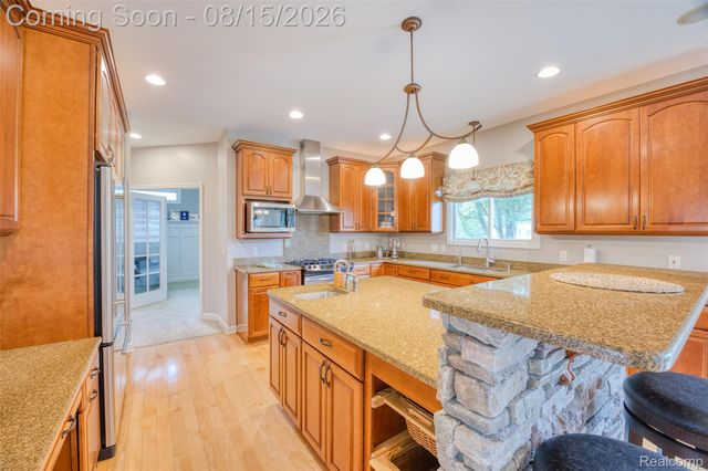 224 W Auburn Trail, Brighton Township, MI 48114