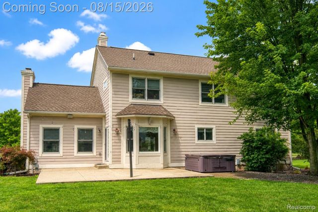224 W Auburn Trail, Brighton Township, MI 48114