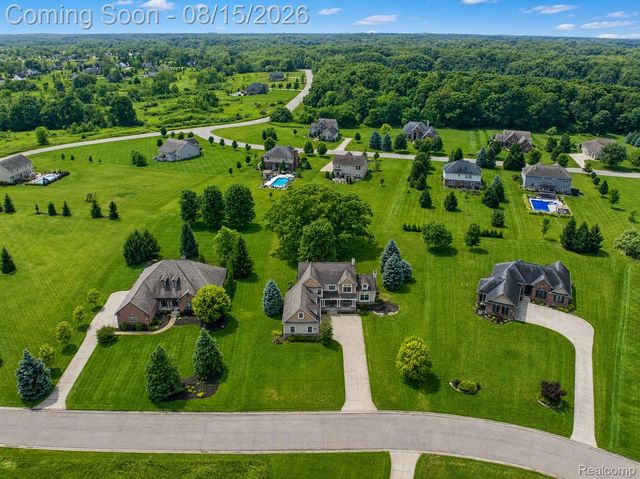 224 W Auburn Trail, Brighton Township, MI 48114