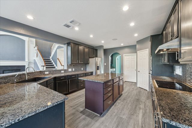 11705 Shoal Landing Street, Pearland, TX 77584