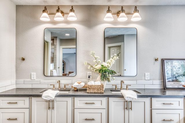 3226 Blue Bell Lane, Brenham, TX 77833