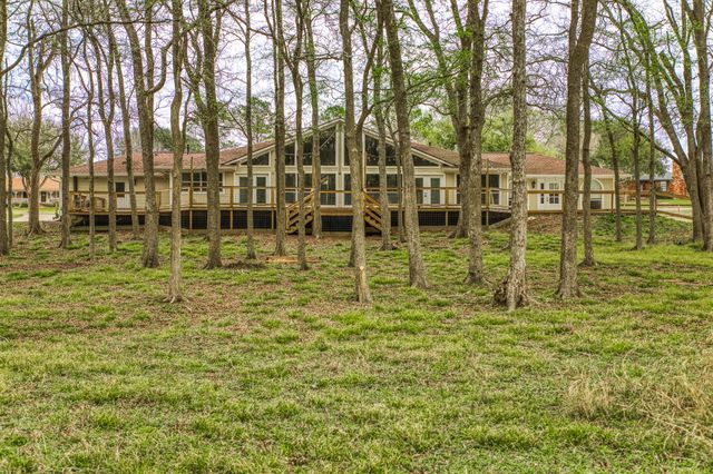 3226 Blue Bell Lane, Brenham, TX 77833