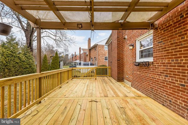 9836 BELHAVEN RD, Bethesda, MD 20817