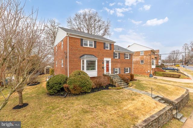 9836 BELHAVEN RD, Bethesda, MD 20817