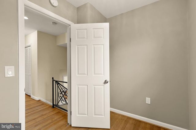 9836 BELHAVEN RD, Bethesda, MD 20817