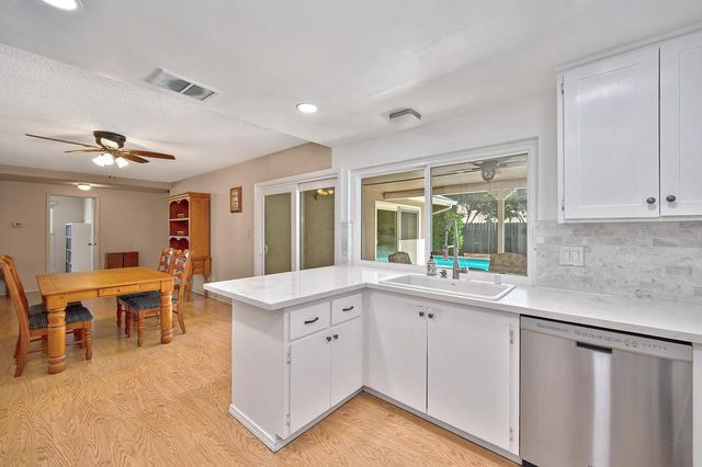 7781 Envoy Way, Citrus Heights, CA 95610