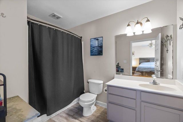 694 SAFFARANS AVE, Memphis, TN 38107