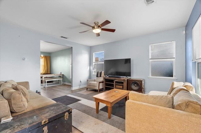 694 SAFFARANS AVE, Memphis, TN 38107