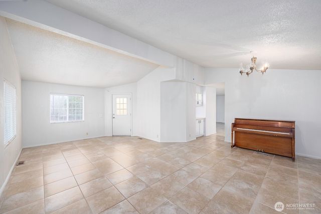 19296 NE A.3 Road, Soap Lake, WA 98851