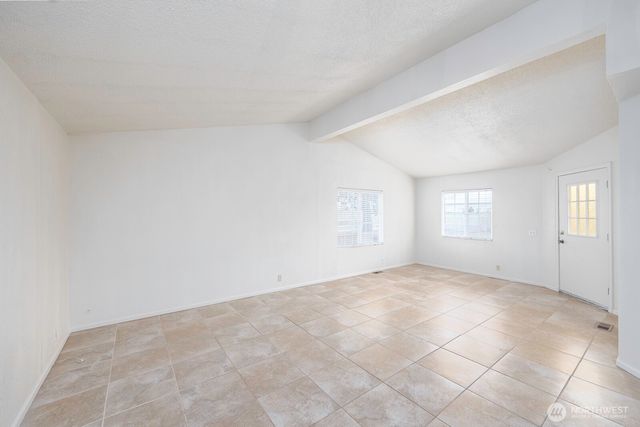 19296 NE A.3 Road, Soap Lake, WA 98851