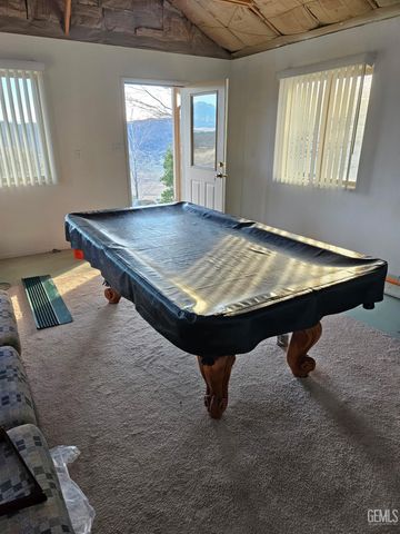 27020 Barkes Way, Tehachapi, CA 93561