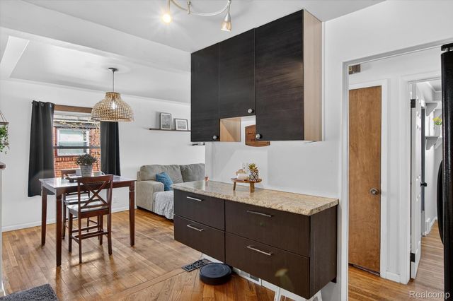 1620 Regene Street, Westland, MI 48186