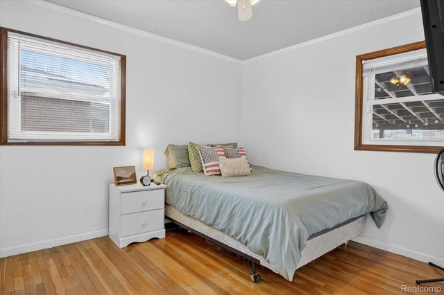 1620 Regene Street, Westland, MI 48186