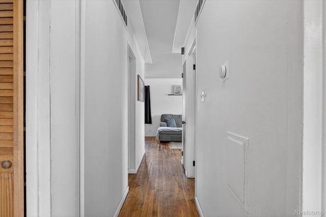 1620 Regene Street, Westland, MI 48186