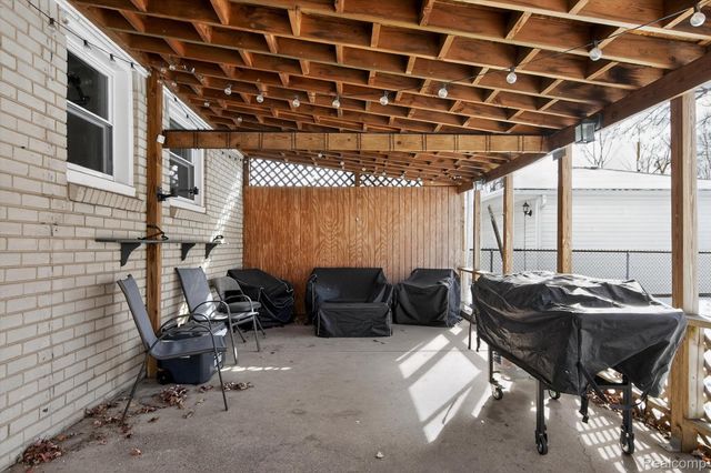 1620 Regene Street, Westland, MI 48186