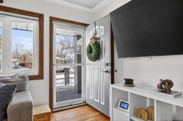 1620 Regene Street, Westland, MI 48186