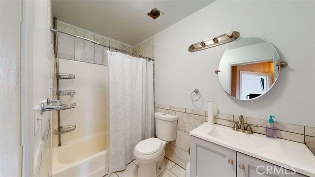 76 Stoney Oaks Boulevard, Bangor, CA 95966