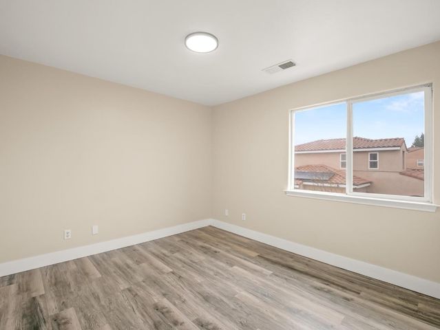 257 S Lead Avenue, Fresno, CA 93706