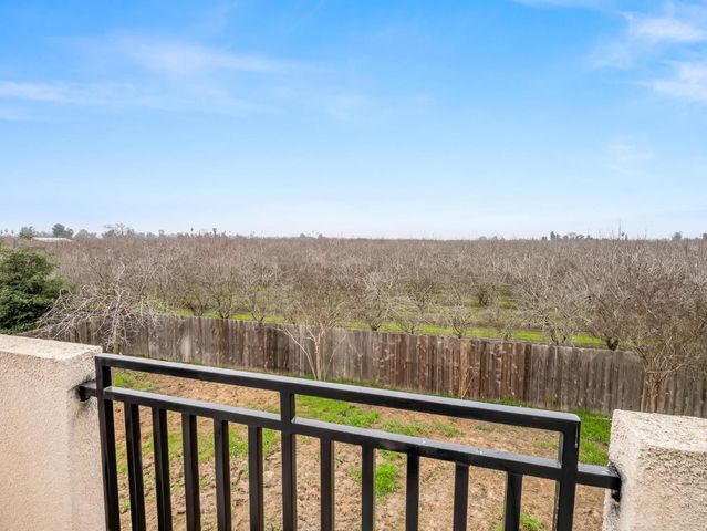 257 S Lead Avenue, Fresno, CA 93706